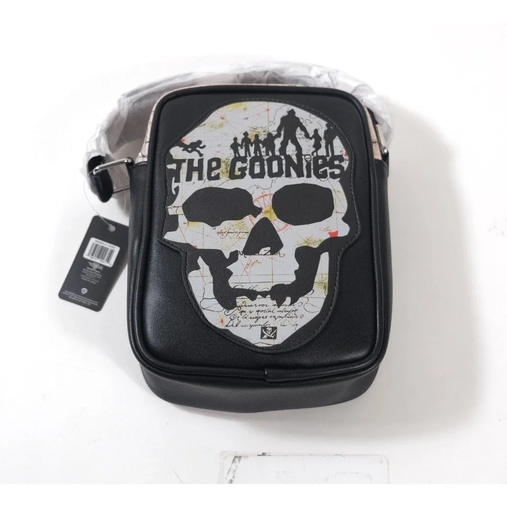 Buckle-Down Crossbody Bag Black The Goonies Skull Map Graphic WWMN-51-GONS